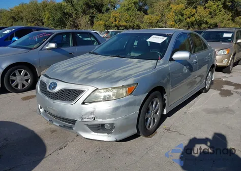 2011 Toyota Camry Se z USA, uszkodzony, nr VIN 4T1BF3EK2BU752678